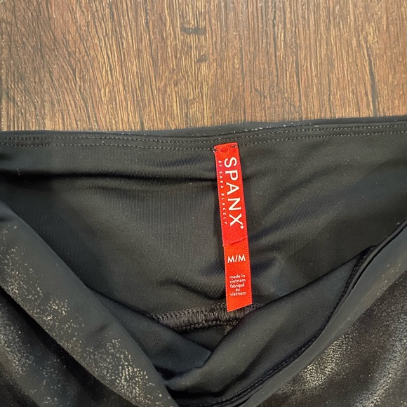 Spanx Faux Leather Leggings - Picture 5 of 6